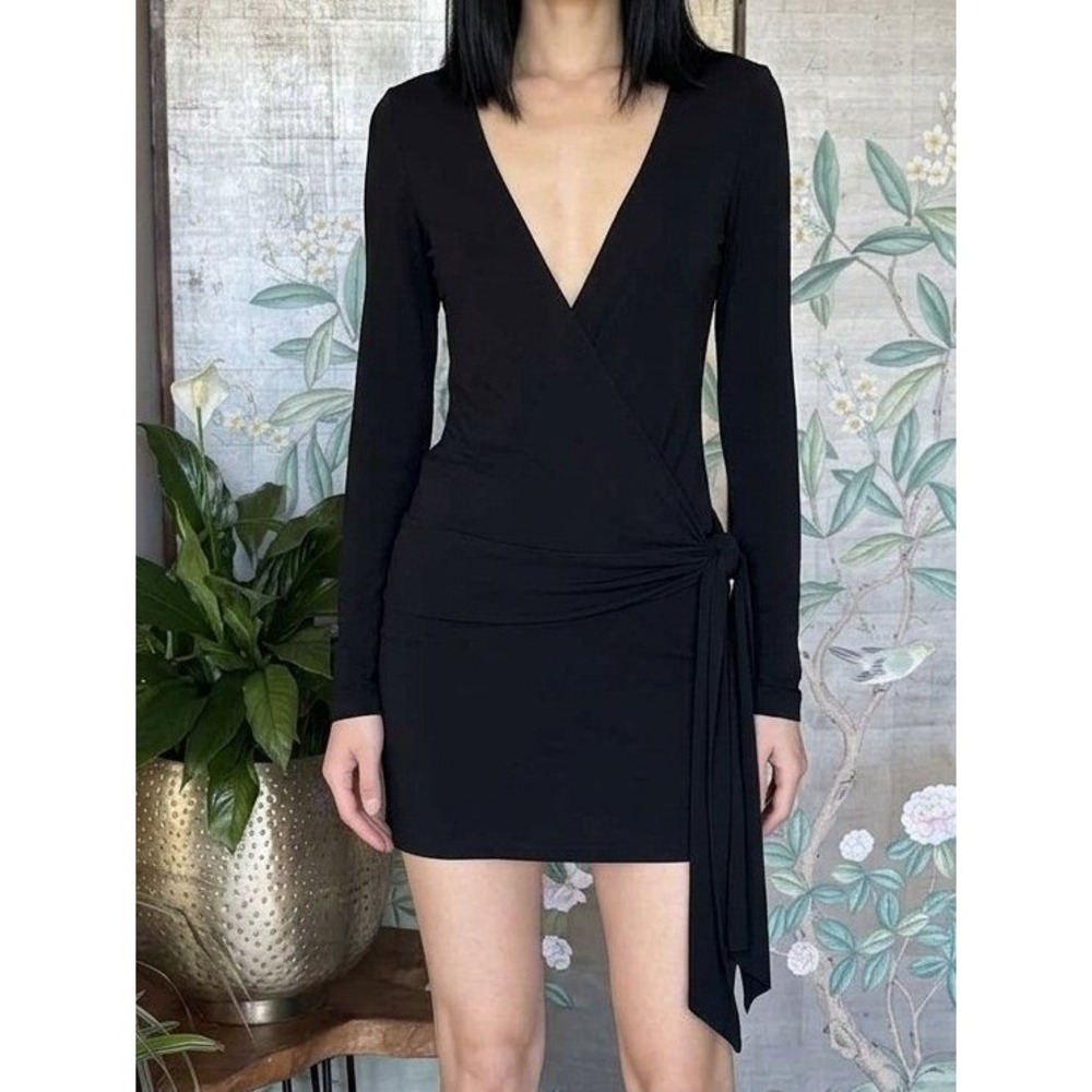 Vintage Y2K DIANE von Furstenberg Long Sleeve Low Waist Wrap Mini Dress Size 6